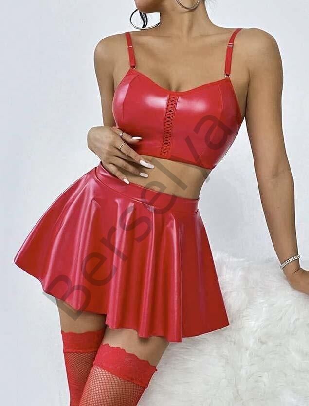 Kırmızı Etekli Fantezi Deri Şık Elbise