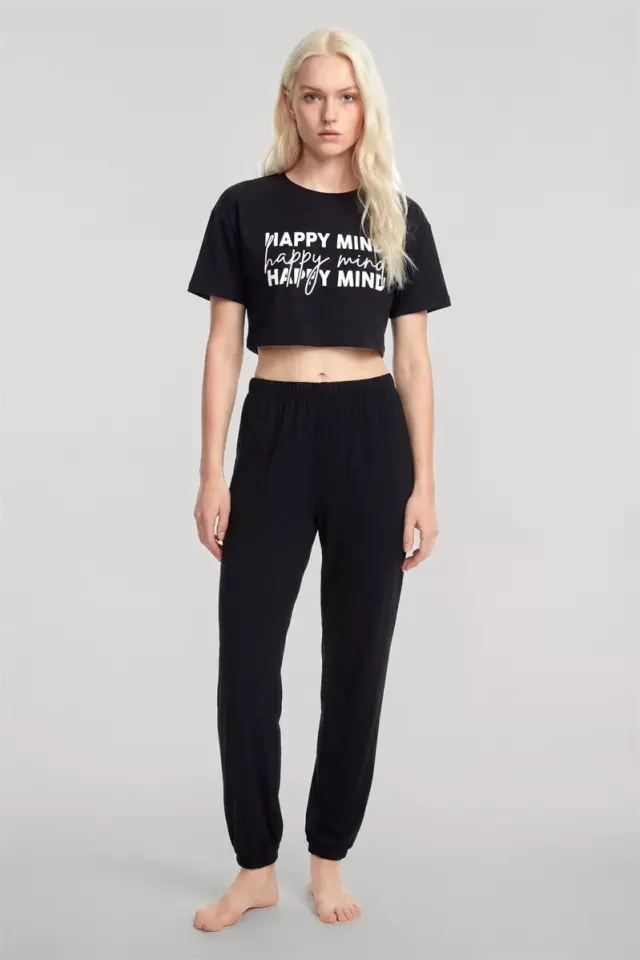 Kadın Siyah Baskılı Crop T-shirt Pantolon Takım Rahat Günlük Spor Şık İkili Set