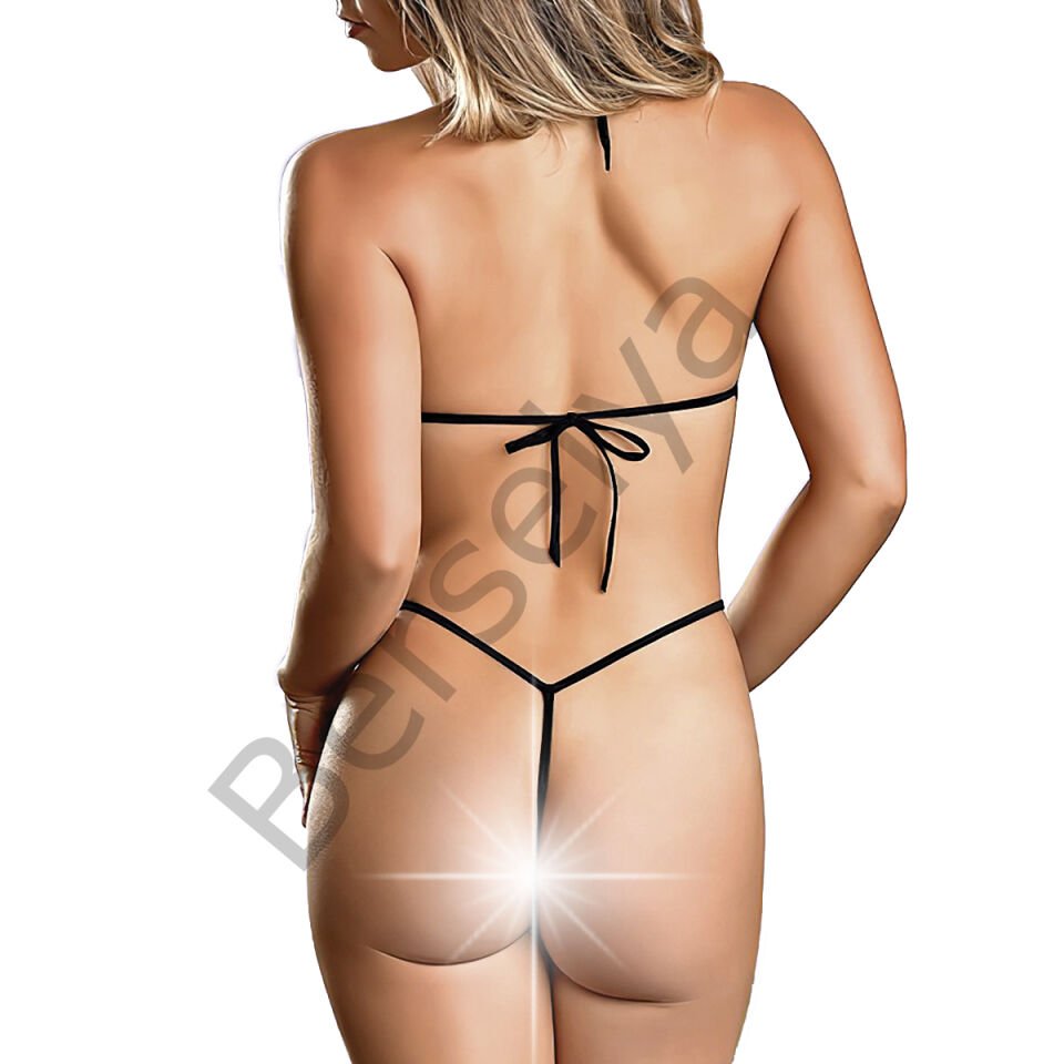 Göğsü Açık Kadın Seksi Gecelik