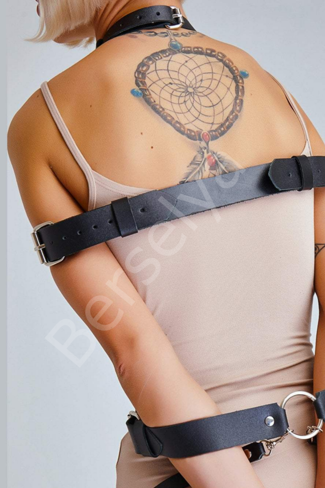 Önden Ve Arkadan Bağlamalı Deri Fantezi Sexi Harness Premium Model 800747