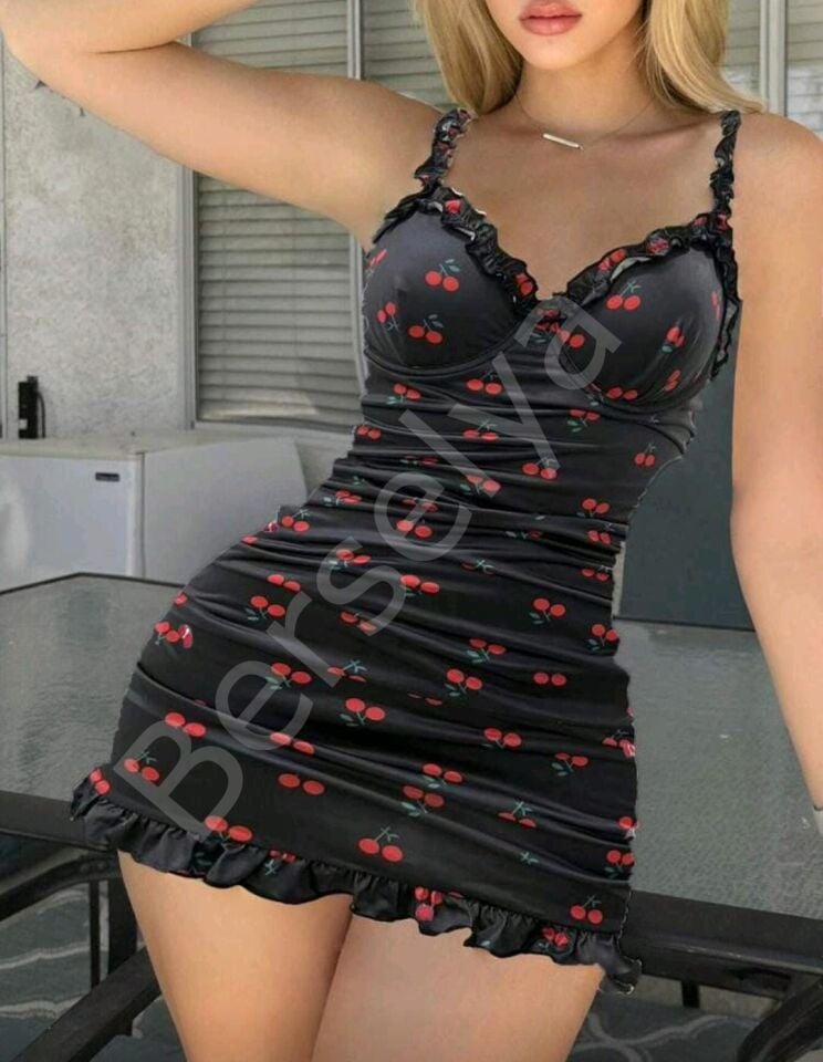 Kiraz Baskılı Mini Elbise | Siyah Üzeri Kırmızı Desenli, Beden Saran