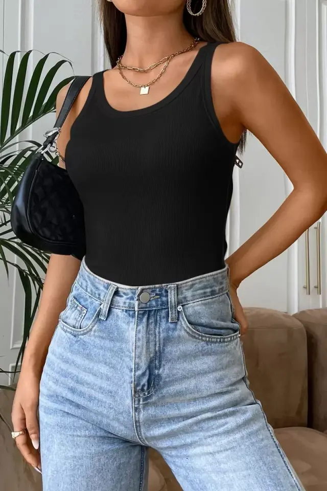 Kadın Siyah Kolsuz Kalın Askılı Uzun Crop Top Bluz & Atlet Modern Basic Üst