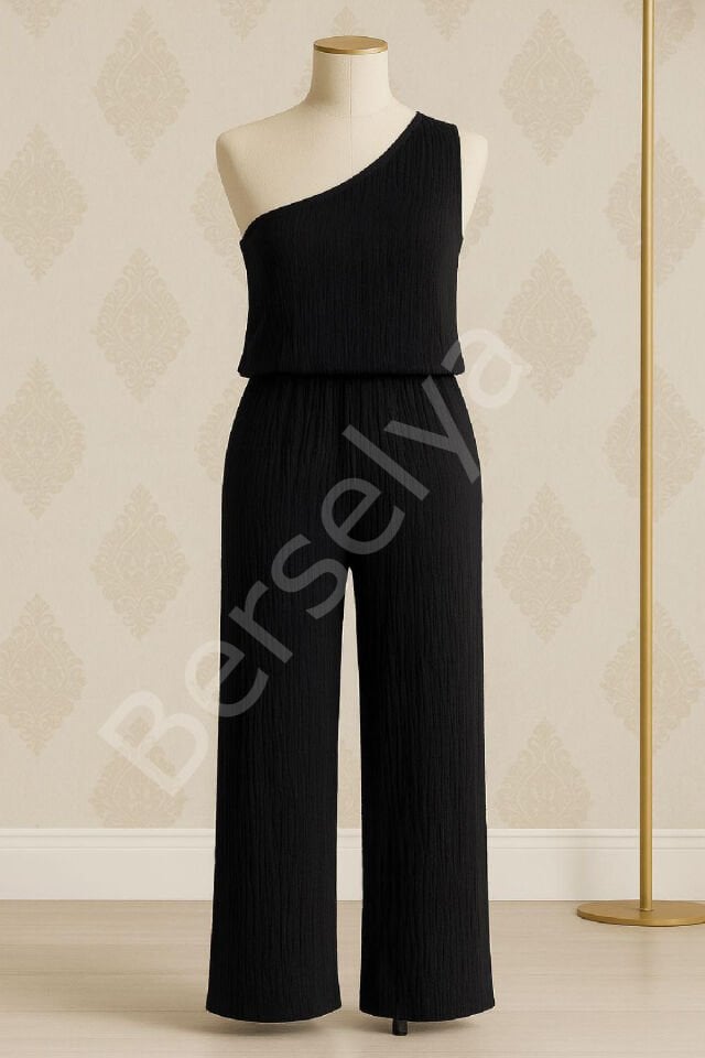 Kadın Siyah Tek Omuzlu Şık Bluz & Geniş Paça Pantolon İkili Takım