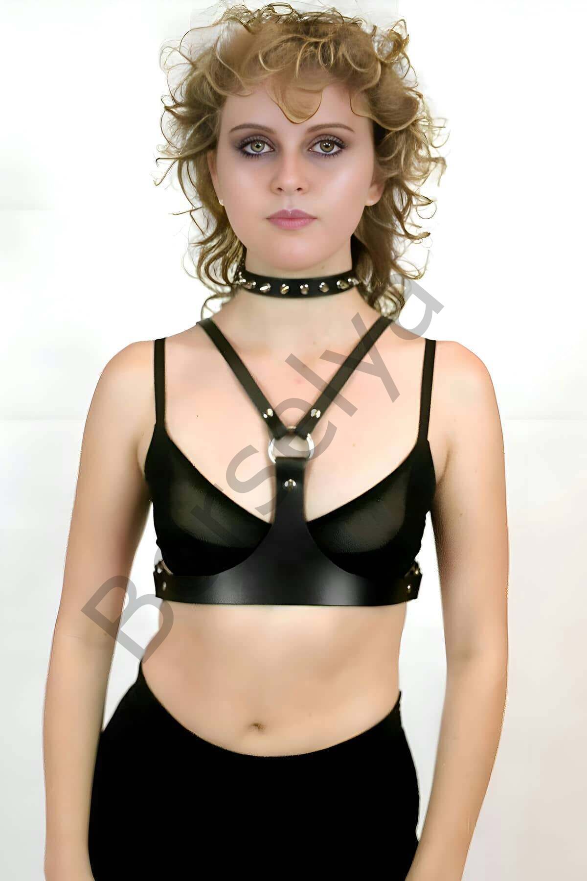 Şık Deri Göğüs Kemer Ve Çivili Tasma - Brf1299