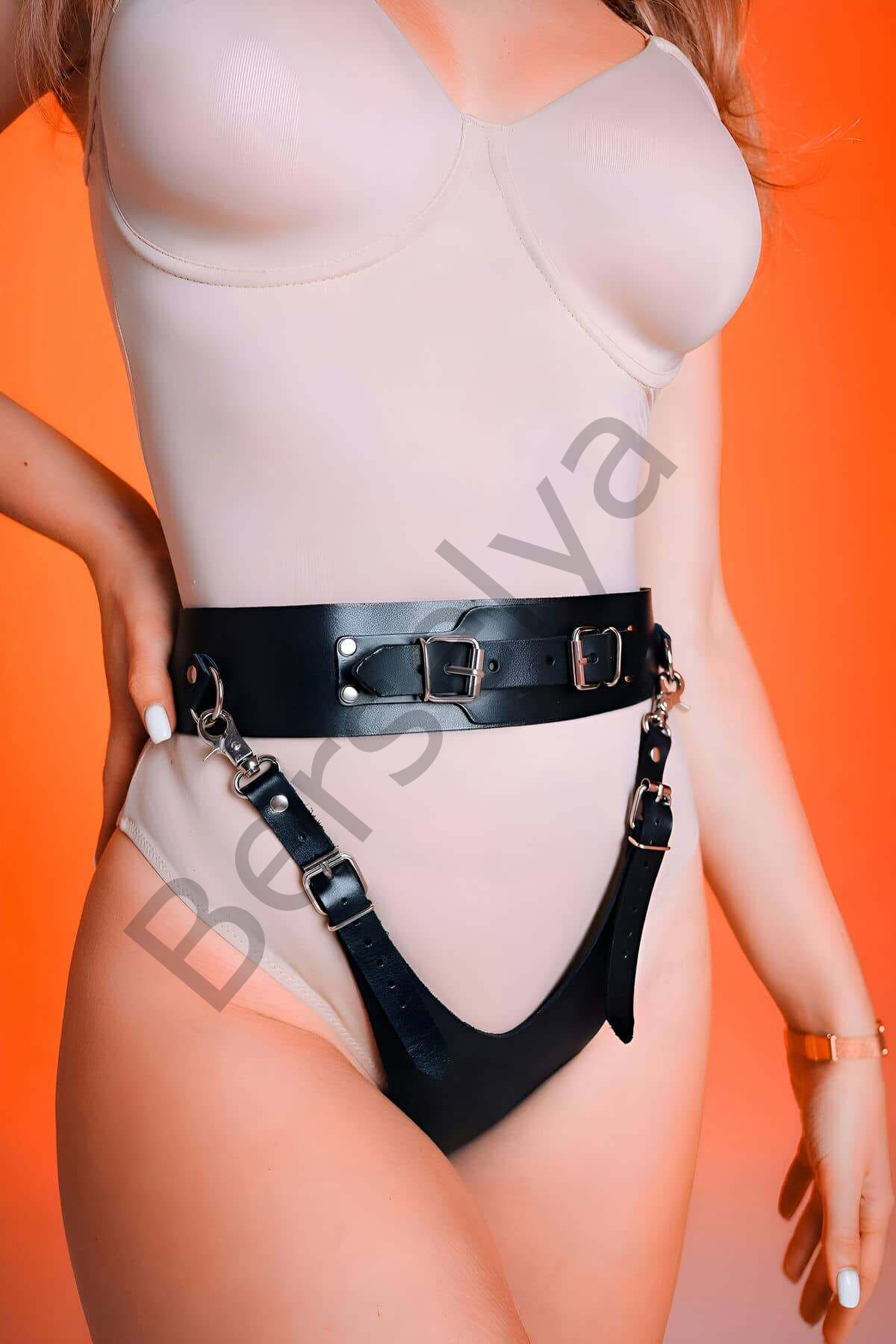 Fantazi Bel Kemerli Arkası Açık Deri Külot Harness - Brf1276