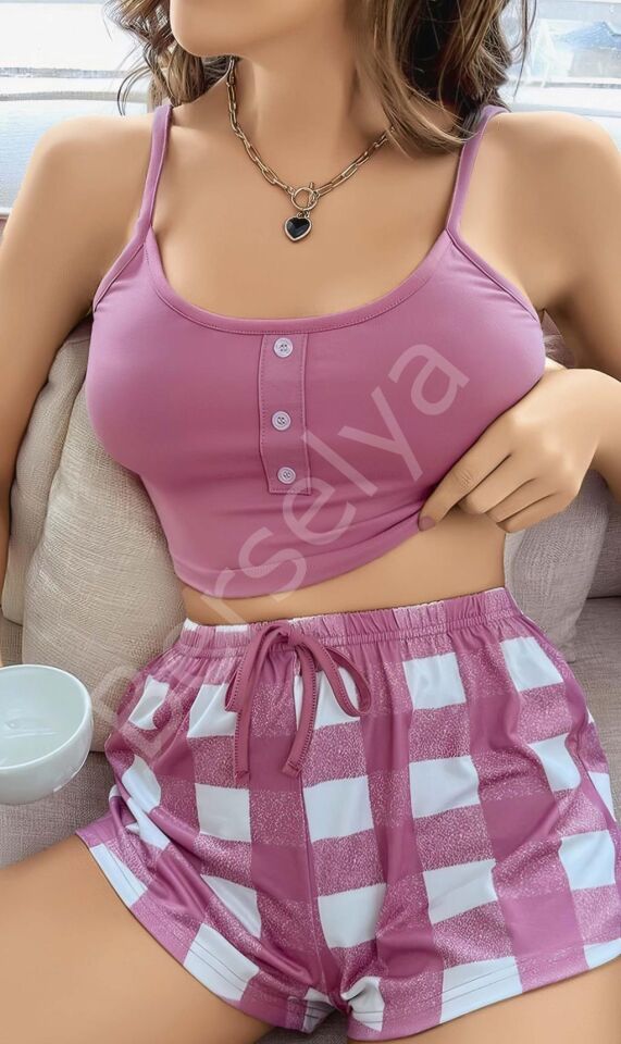 Pembe Kareli Desenli Askılı Şortlu Pijama Takım