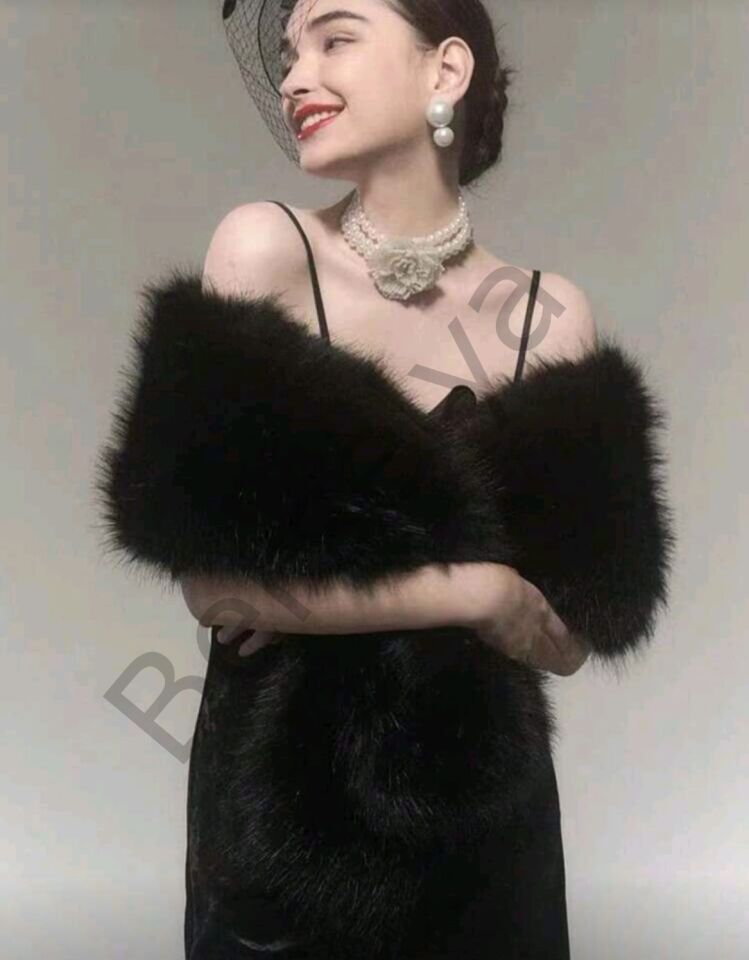 Kürk Orijinal Siyah Seksi Omuzluk Şık Kürk