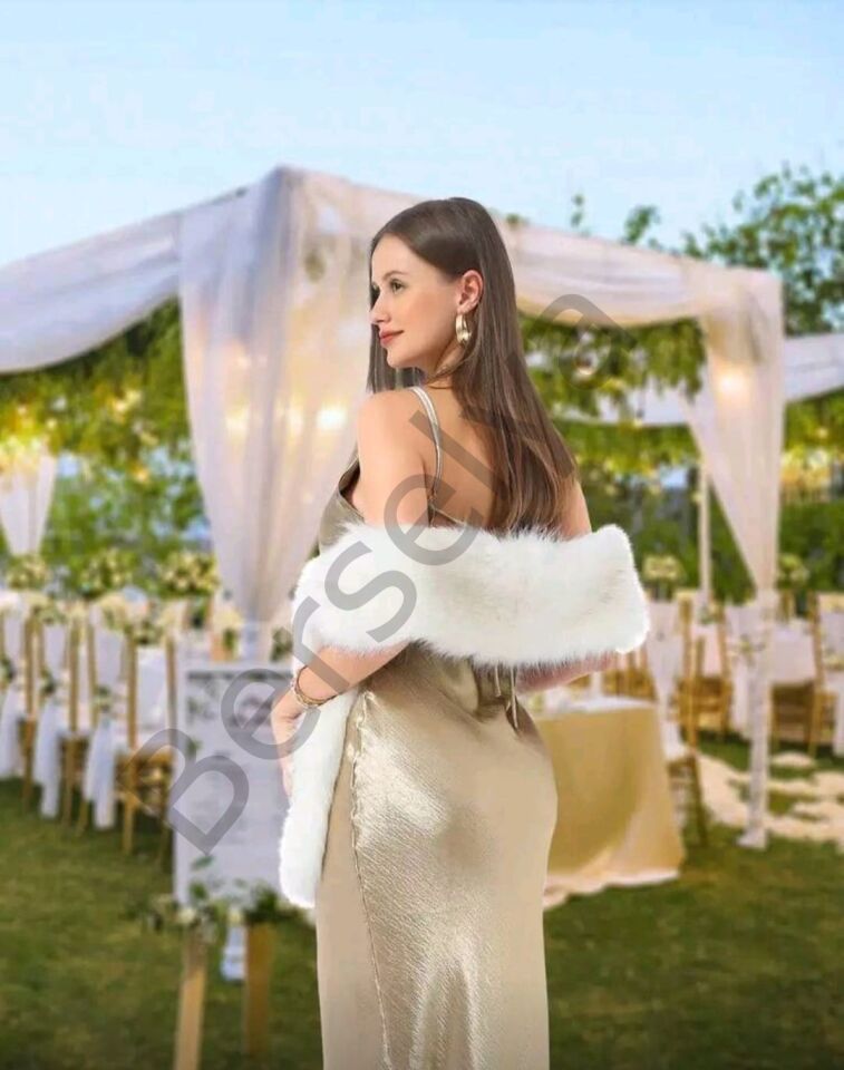 Kürk Orijinal Beyaz Seksi Omuzluk Şık Kürk