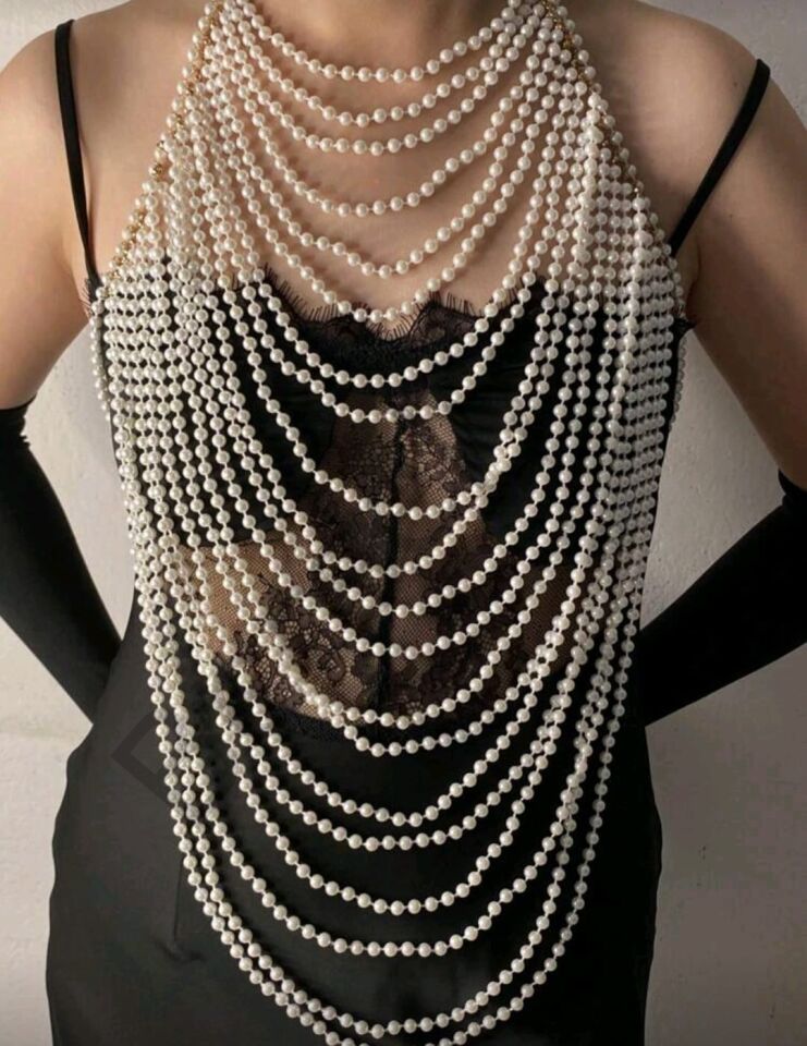 İncili Seksi Vücut Aksesuarı , Şık Bustiyer