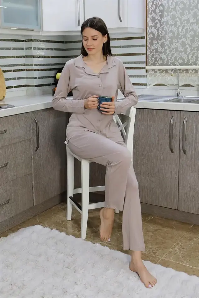 Kadın Pamuk Penye Önden Düğmeli Uzun Kol Pijama Takım Vizon
