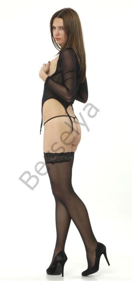 B091211 Göğsü Açık Jartiyer Takım