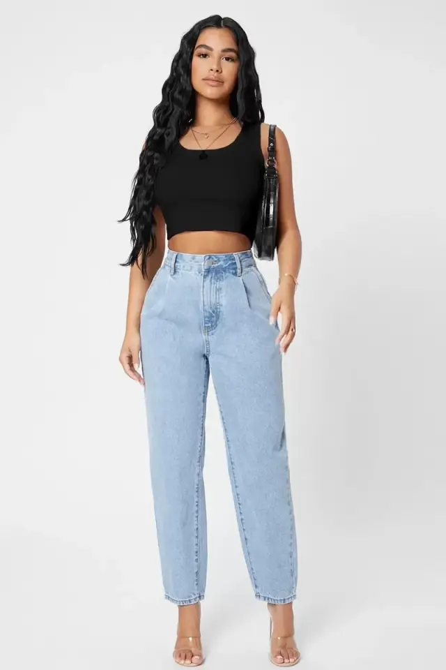 Kadın Siyah Modern Fit Kare Yaka Crop Top Bluz