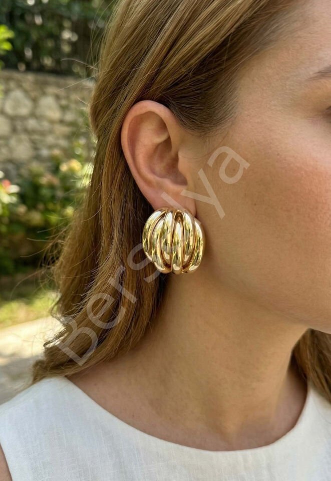 Pirinç Gold Renk Vintage Kadın Küpe