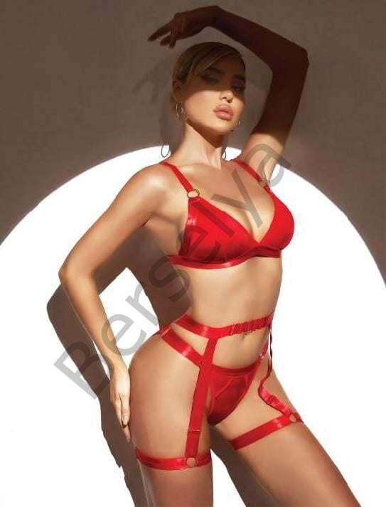 Kırmızı Bacak Aksesuarlı Fantezi Jartiyer Takım