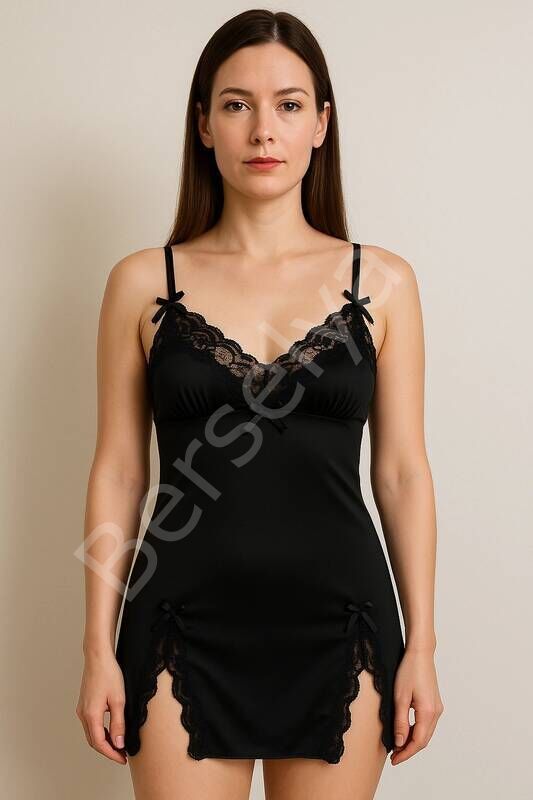 Dantel Detaylı Zarif Gecelik