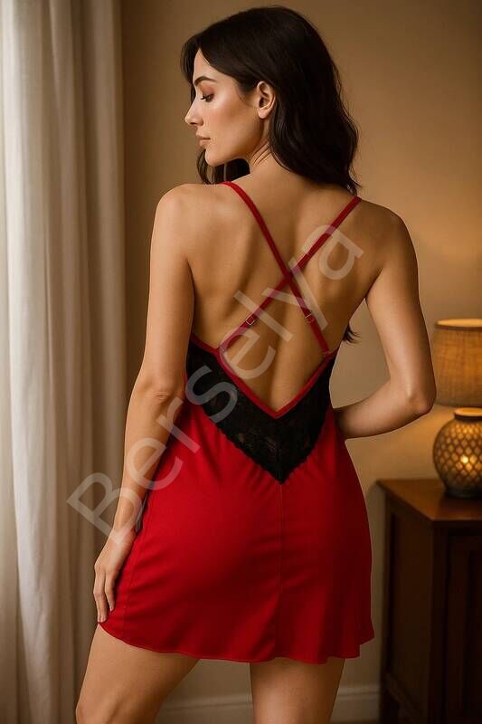 Dantel Detaylı Gecelik