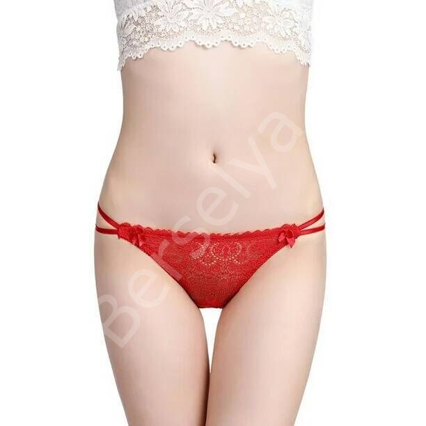 Çapraz Bant Detaylı Dantelli String Külot