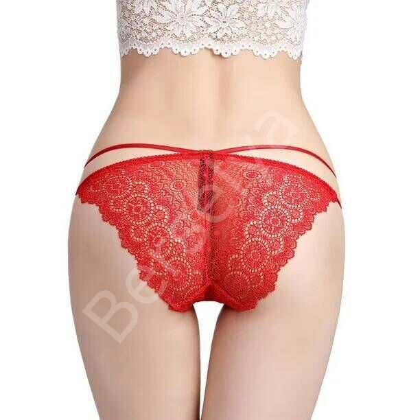 Çapraz Bant Detaylı Dantelli String Külot