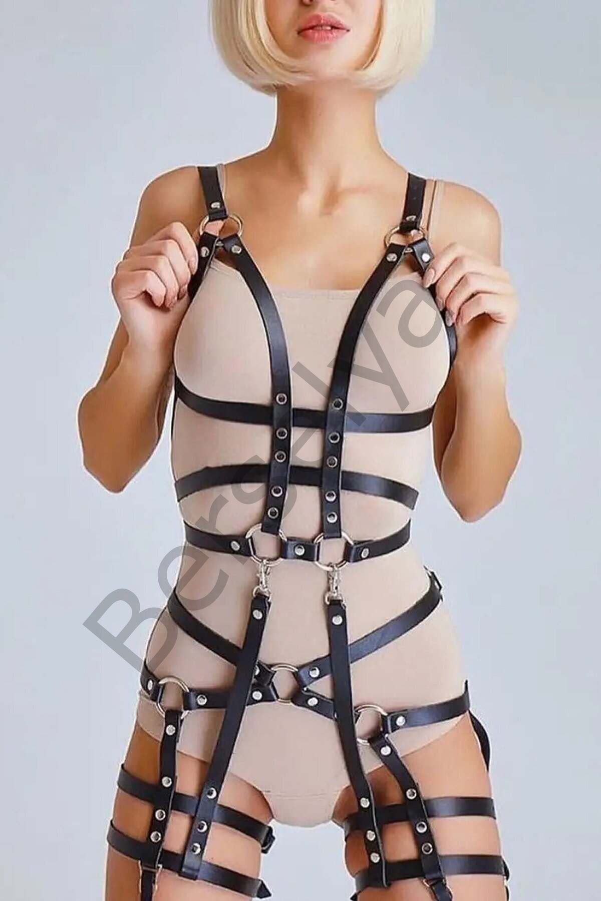 Full Body Vücudu Saran Fantezi Deri Harness - Brf502